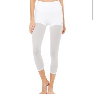 Brand new Alo sheer crop leggings